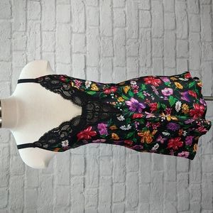 NWT Victoria's Secret Chemise, Sz M
